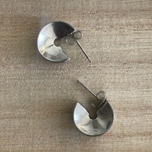 Ursa Major Kate Jones Cira Hoop earrings in silver